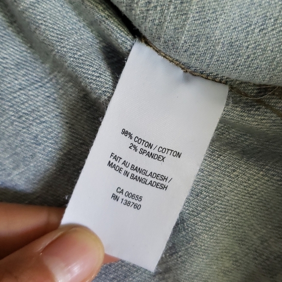 Reitmans Jeans Light Wash Denim Vest - Picture 4 of 4